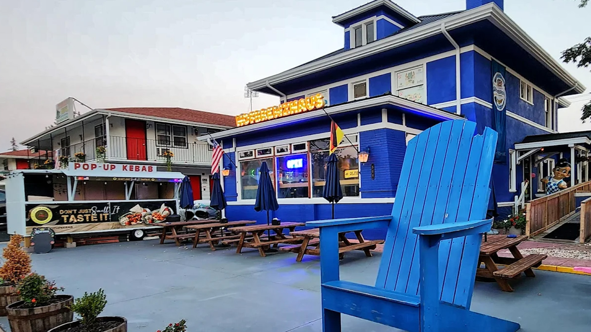 Hofbrewzhaus & Edelweiss Bier Garten